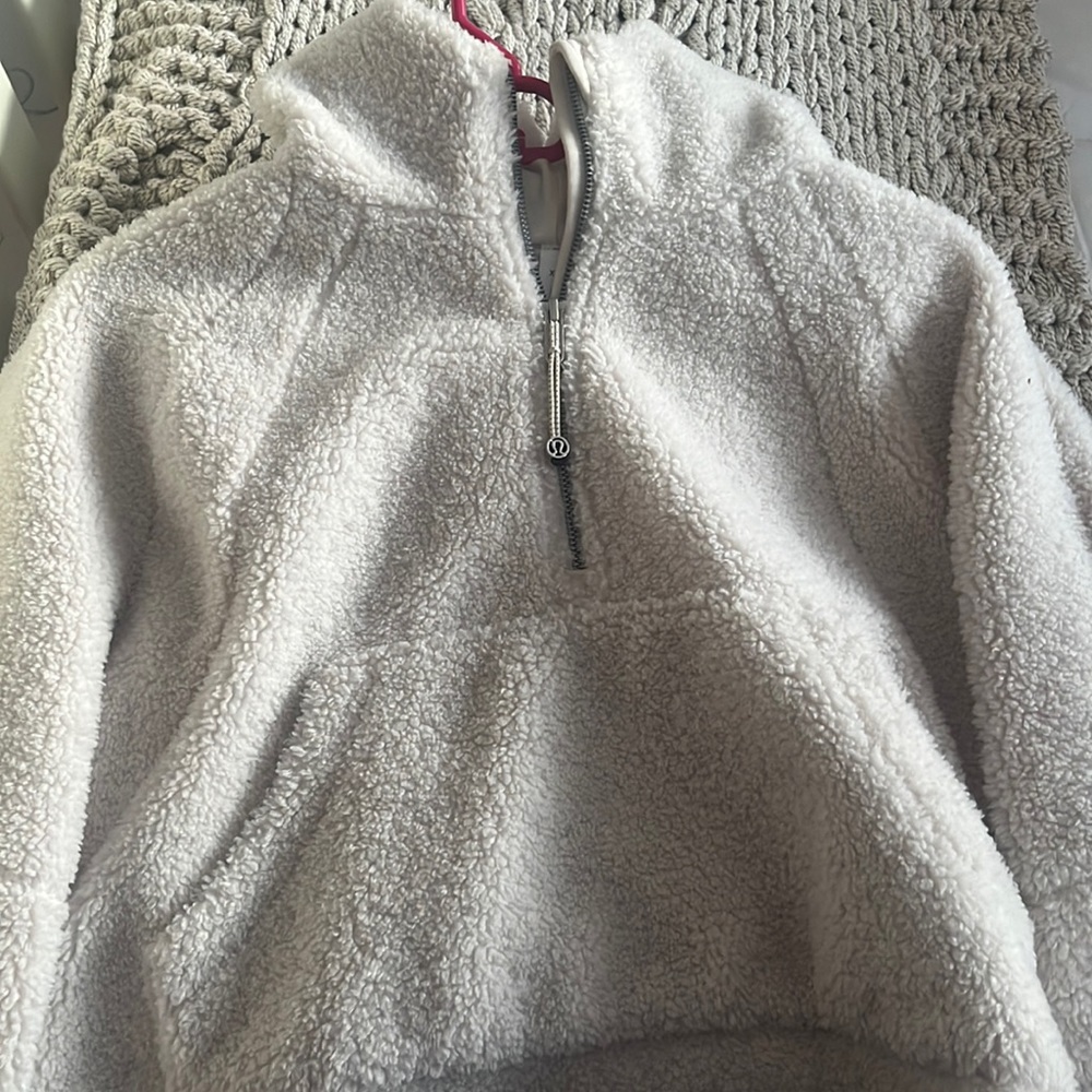 Lululemon sherpa scuba!!!